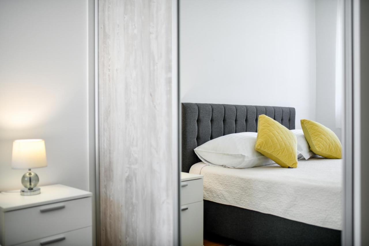 Modern Apartment For 2025' Vacation In Задар Екстериор снимка
