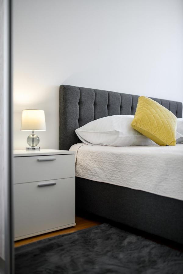 Modern Apartment For 2025' Vacation In Задар Екстериор снимка