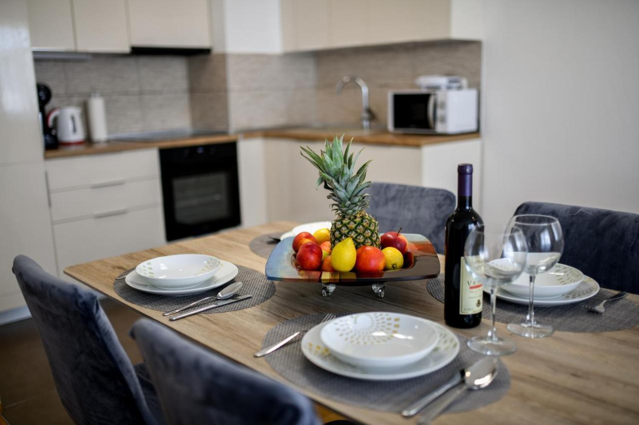 Modern Apartment For 2025' Vacation In Задар Екстериор снимка