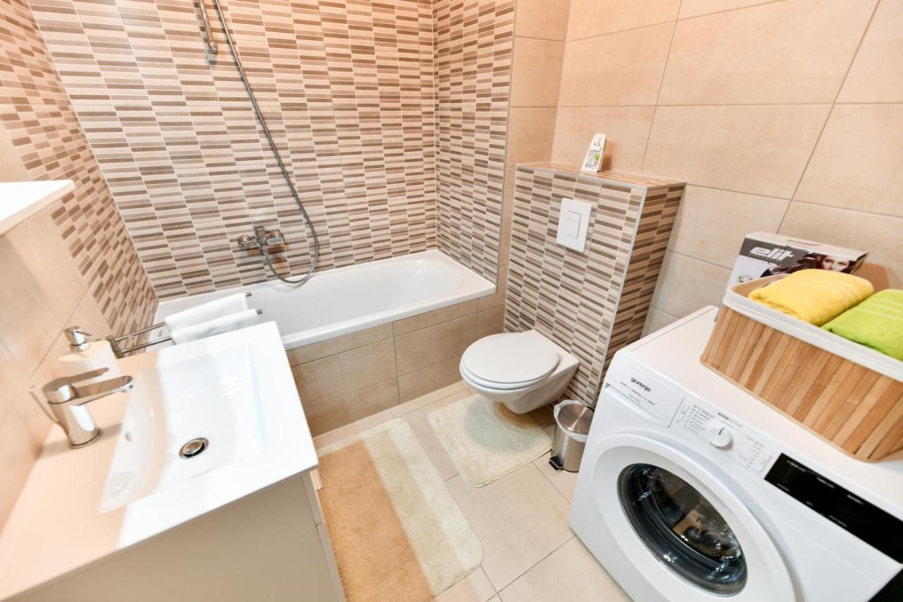 Modern Apartment For 2025' Vacation In Задар Екстериор снимка