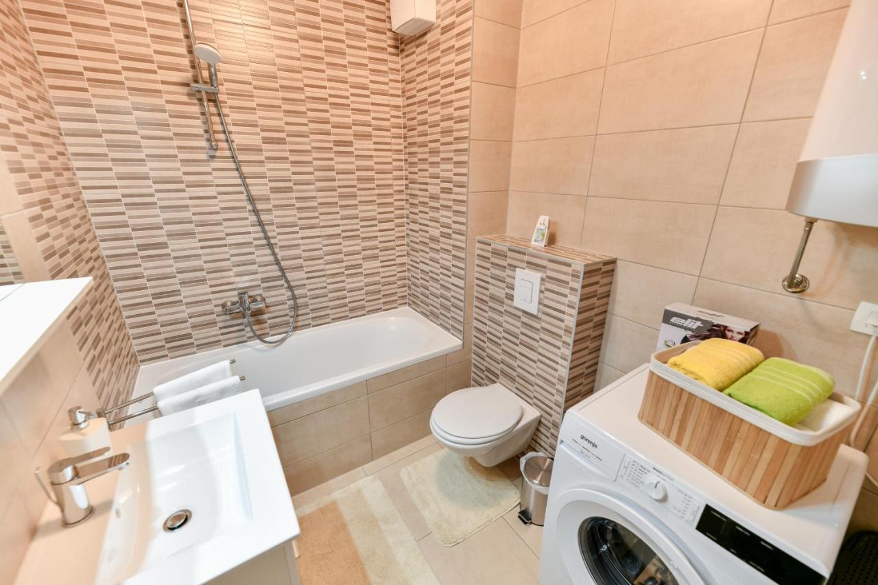 Modern Apartment For 2025' Vacation In Задар Екстериор снимка