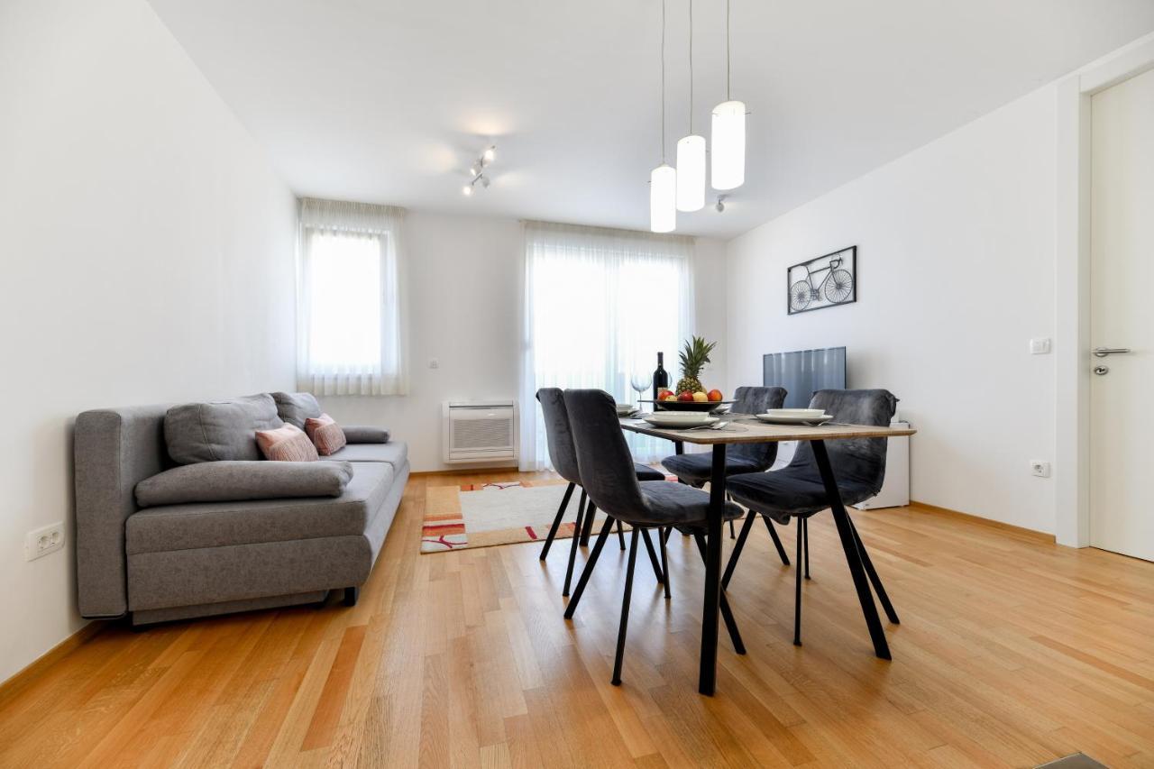 Modern Apartment For 2025' Vacation In Задар Екстериор снимка